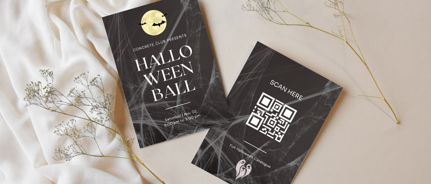 Postcard printing with interactive QR